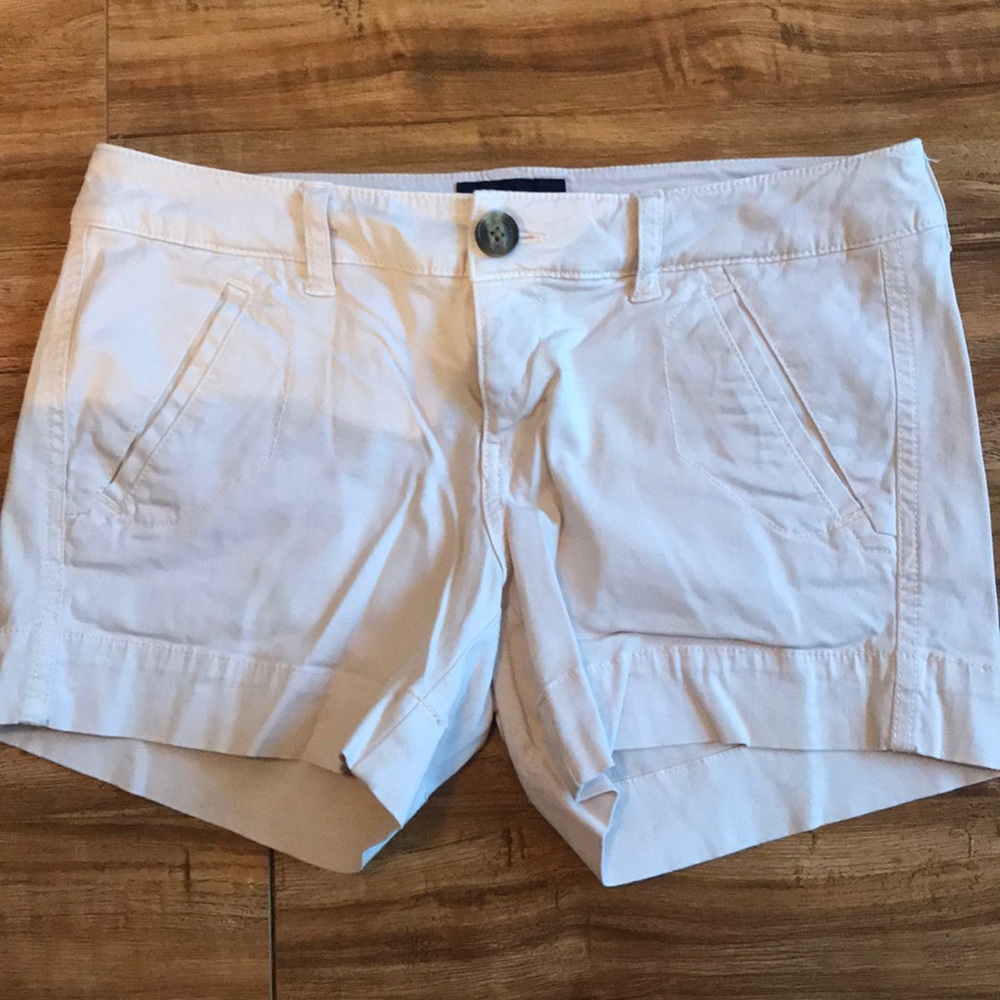 American Eagle Pale Pink Shorts